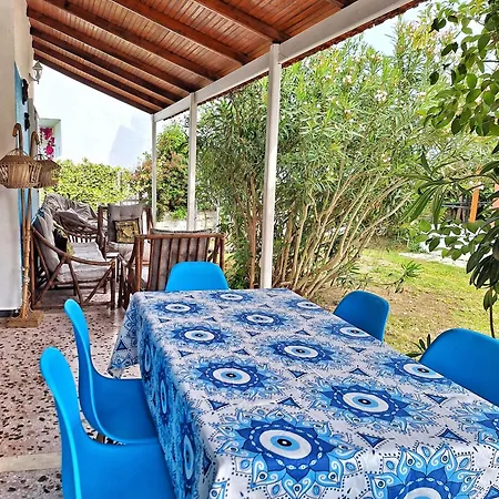 Lemami Seafront Bungalows Kavos Room photo