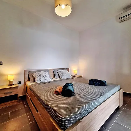 Lemami Seafront Bungalows Kavos Room photo